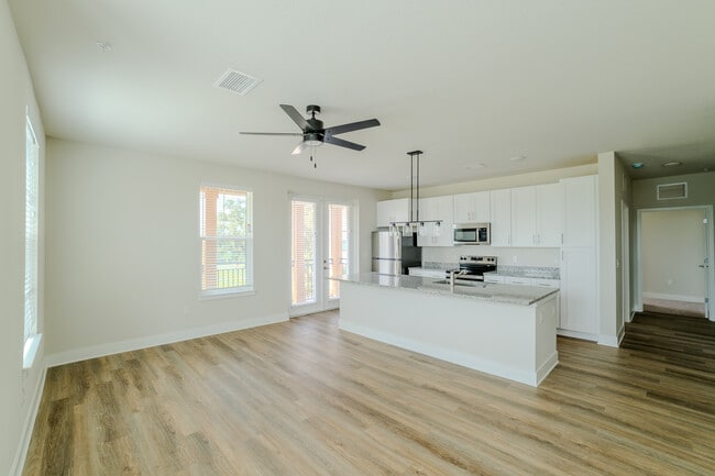 Photo - The Flats at Avalon Park Wesley Chapel