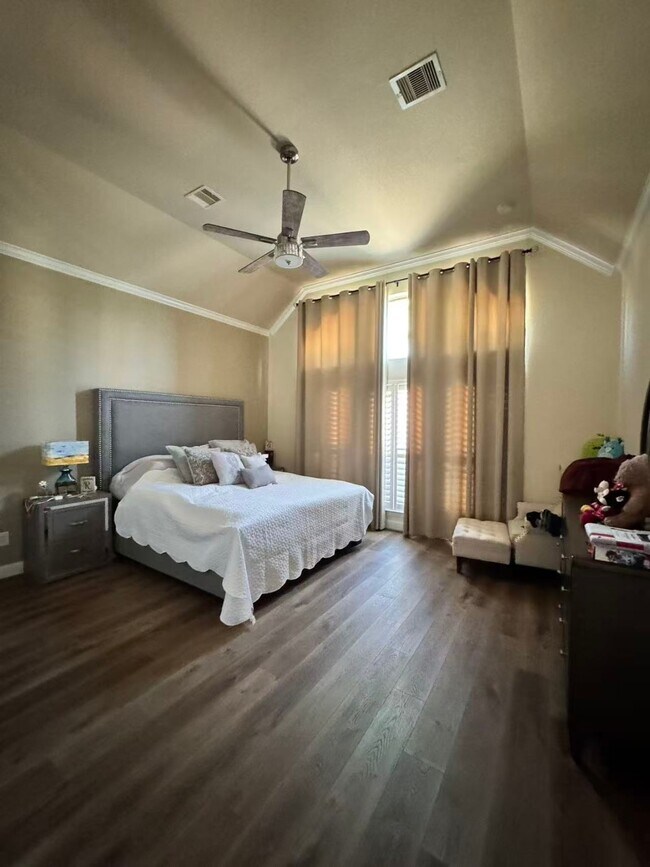 Photo - 5207 Red Oak Valley Dr