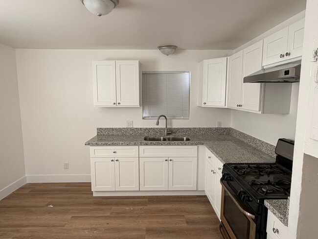 Photo - 719 E Roosevelt Ave