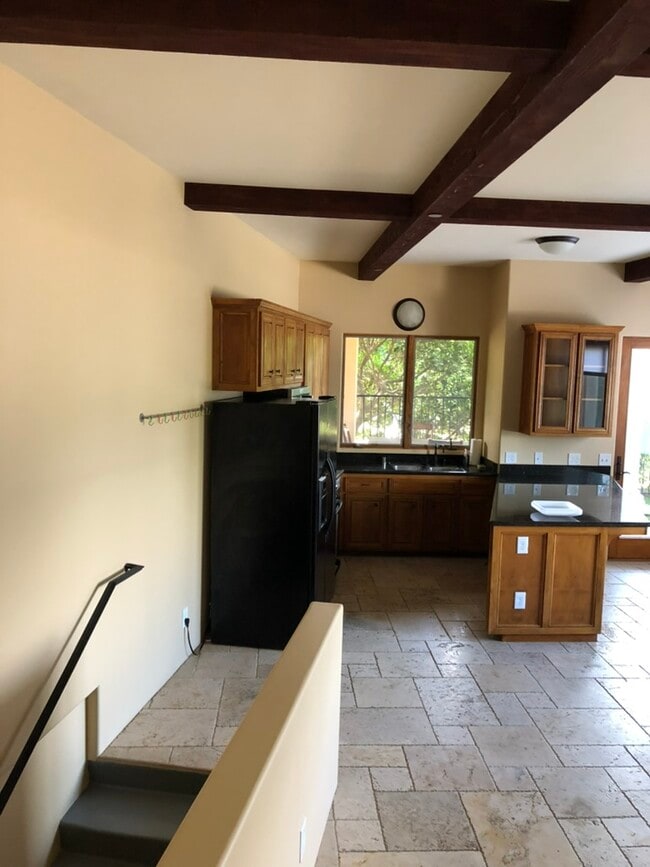 Entrance from garage - 1817A Sheridan Rd Unit Guest House