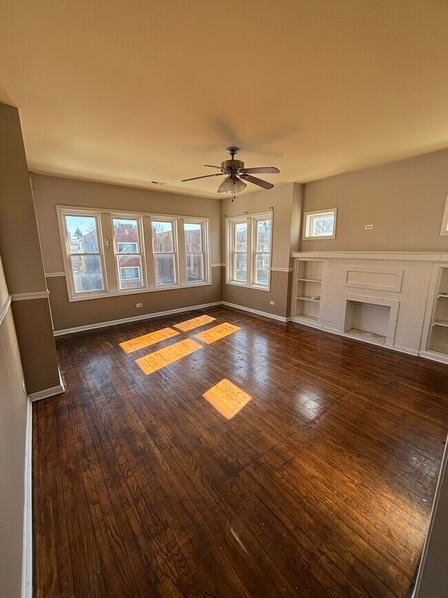 Photo - 8204 S Peoria St Unit 2