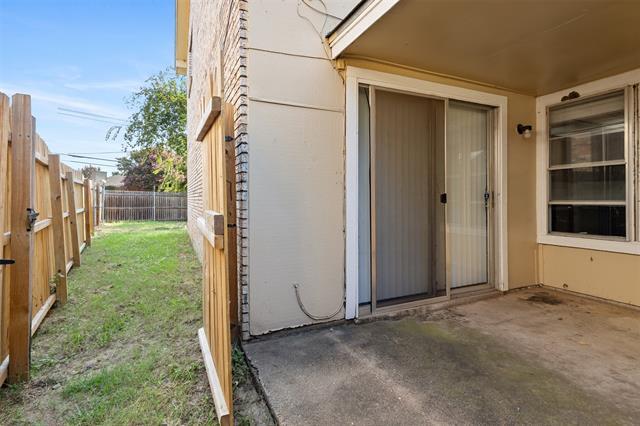 Photo - 2806 Spring Valley Dr