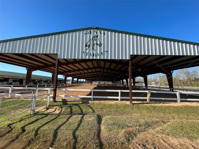 Building Photo - 3211 London Ln
