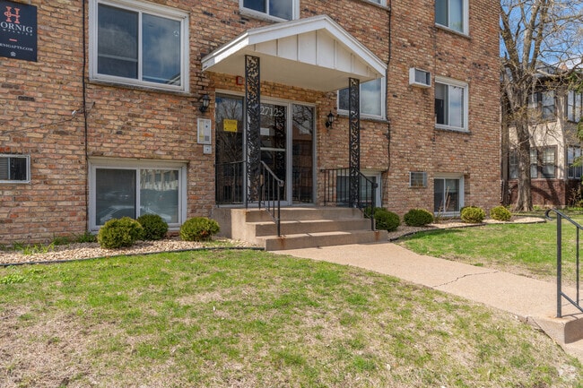 Photo - 2712 Pillsbury Ave S