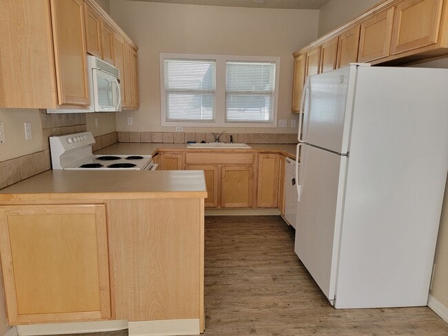 Photo - Great Location! 2 bed 2 bath.