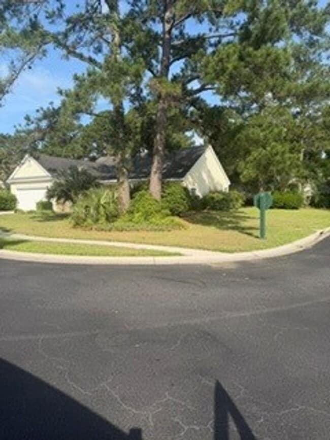 Photo - WELCOME TO EAGLES POINTE