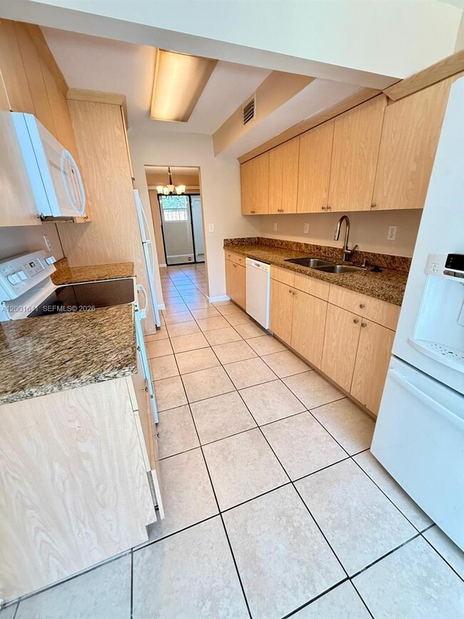 Photo - 3301 Raleigh St