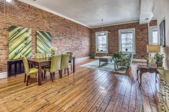 Photo - 112 E Alamo St Unidad 2