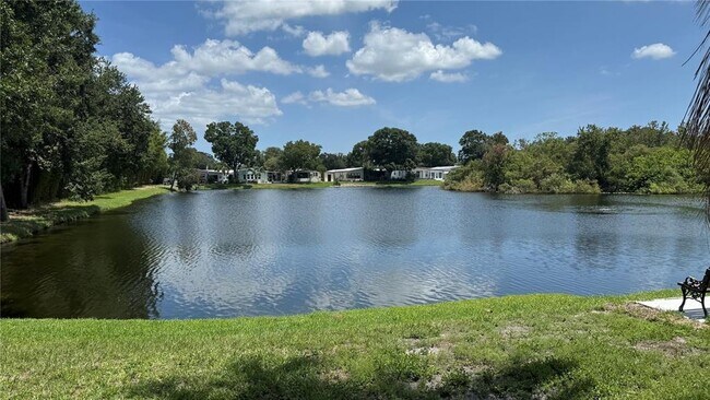 Photo - 1001 Starkey Rd