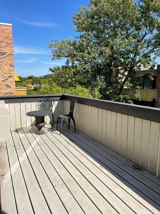 Photo - 1810 Hemlock Pl Unit 303