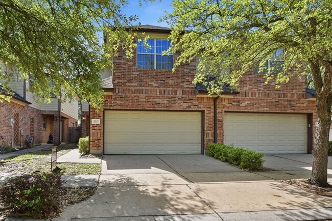 Photo - 5227 Brinkman Ct