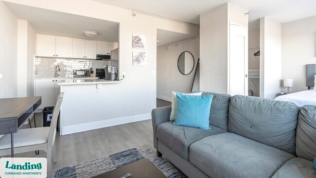305 Dr. M.L.K. Jr St S Unit 418
