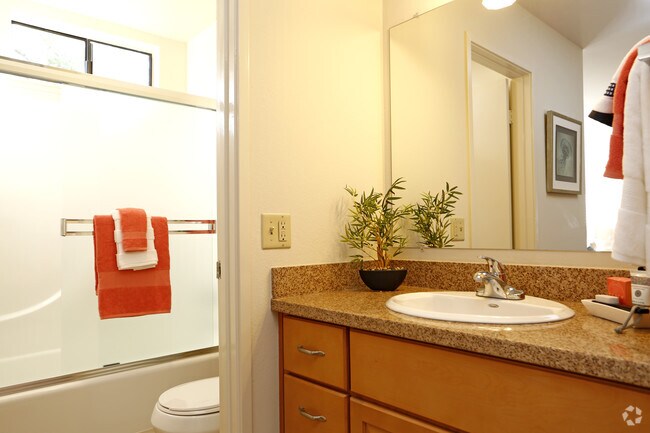 1BR,1BA 836SQ