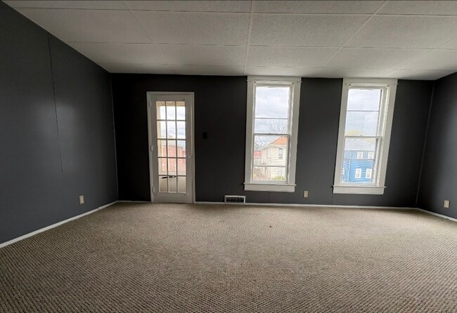 Living room - 130 S 12th St Apartments Unit Upper
