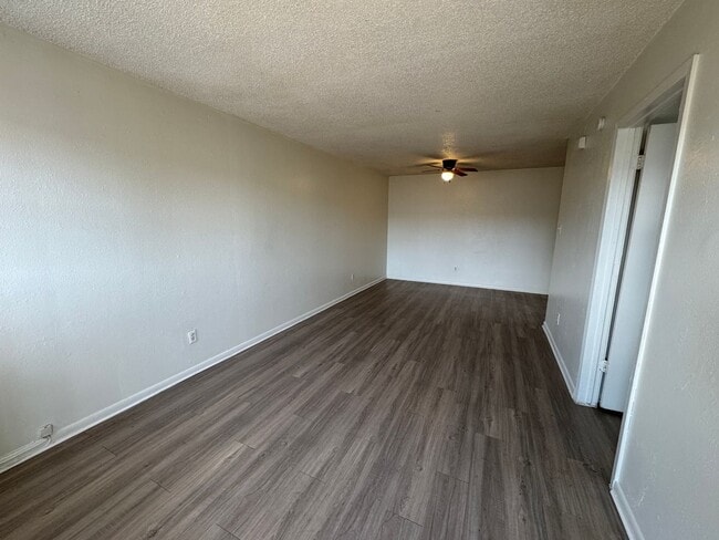 Photo - 503 Sunset Ln Unit Apt 2