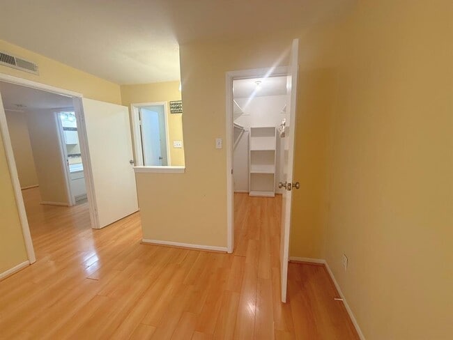 Photo - 1900 Bay Area Blvd Condo Unit N237