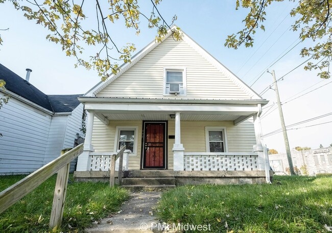 Photo - Charming 2-Bedroom Gem with Modern Comfort...