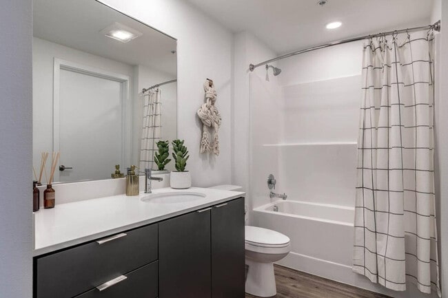 Photo - 1378 NW 18th Ave Unit ID1280508P