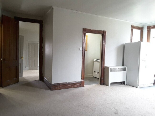 Photo - 410 E Madison St Unidad A