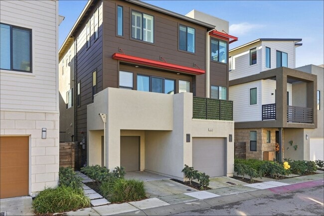 Photo - Beautiful 4BD/3.5BA Single-Family Home in the Dublin Boulevards Community!