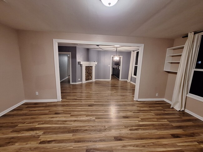 Living room - 4745 Dellwood Ave Casa