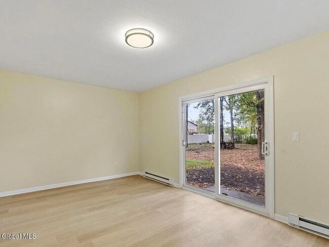 Photo - 19 Harvest Way Unit B