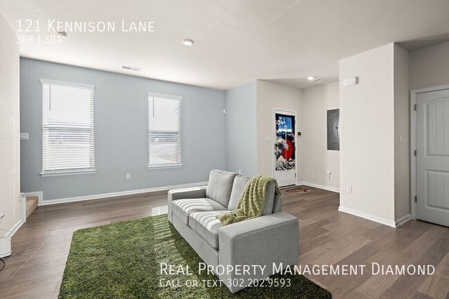 Photo - 121 Kennison Ln