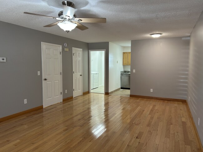 Photo - 307 Walnut St Unit 307 Walnut Ave