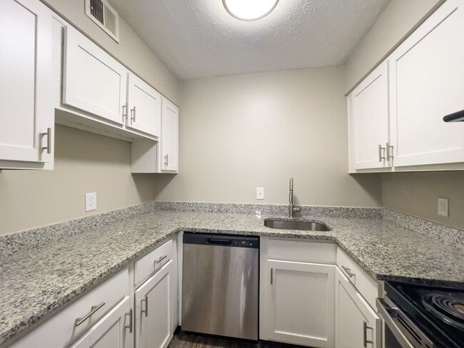 Building Photo - The Monroe Rental