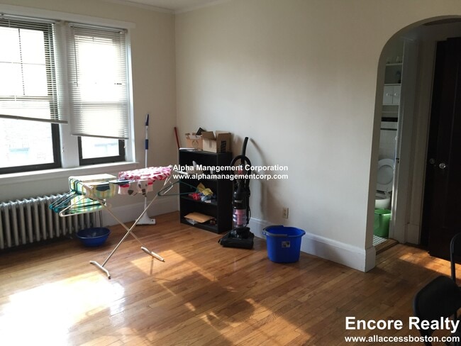 Photo - 349 Pleasant St Unit B2-6