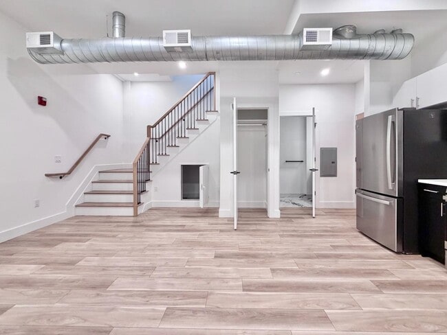 Photo - 375 Monmouth St Unit 204