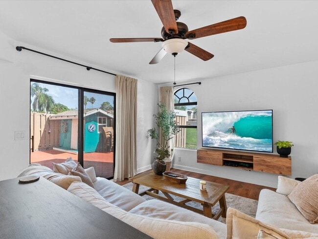 Photo - 4025 Village Dr