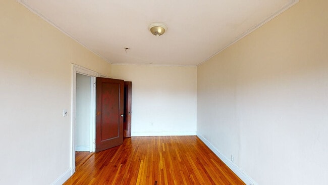 Photo - 15 Glenville Ave Unidad 21