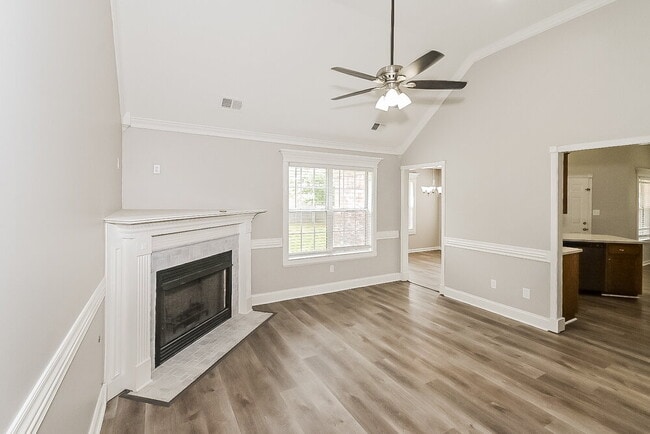 Photo - 2704 Greencliff Dr