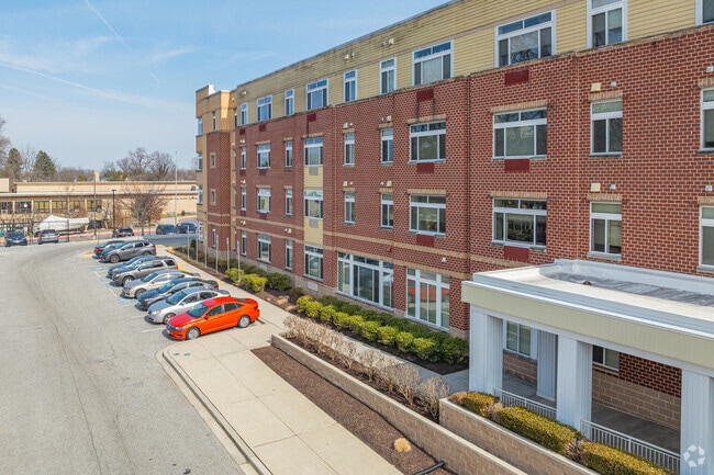 Photo - Weinberg Manor South