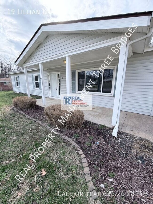 Photo - 19 Lillian Dr