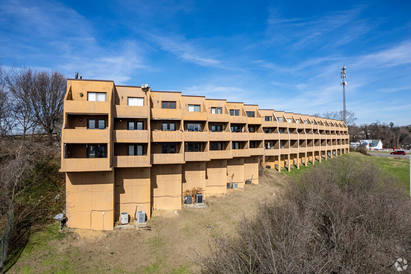 Photo - 334 Olympia Dr