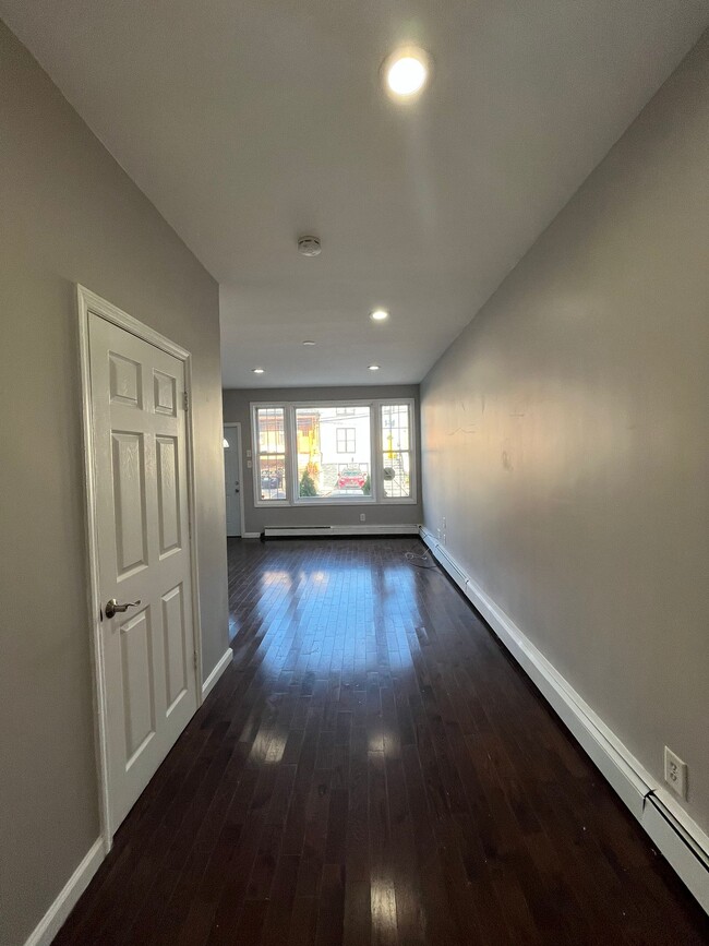 Photo - 7 Stevens Ave Unit SingleFa