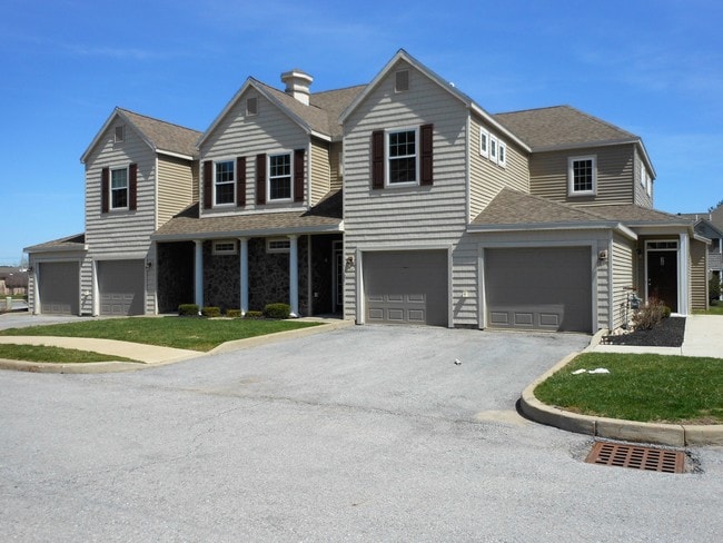Photo - Saratoga Renaissance and Split Rail Apartments