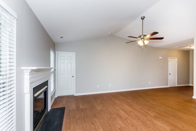 Photo - 6724 Mimosa St