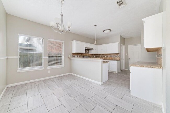 Photo - 6315 Laurel Run