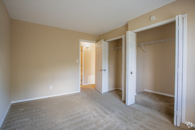 2BD 2BA 1200 sq ft