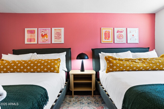 Photo - 4625 N 73rd St Unidad 1001