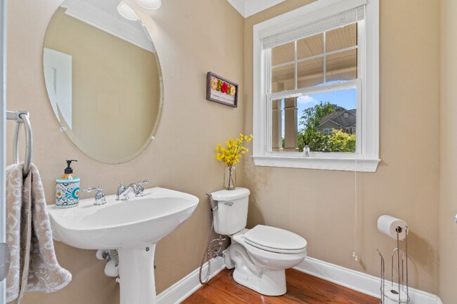 Photo - 3450 Dalwood Dr