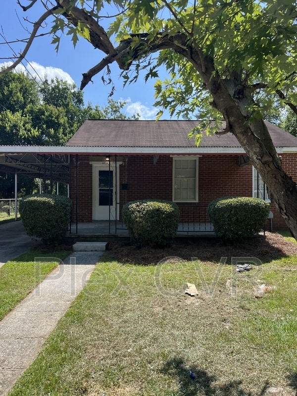 Building Photo - 3918 Maple Cir