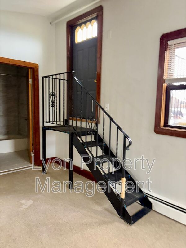 Photo - 262 Illinois St Unidad 3