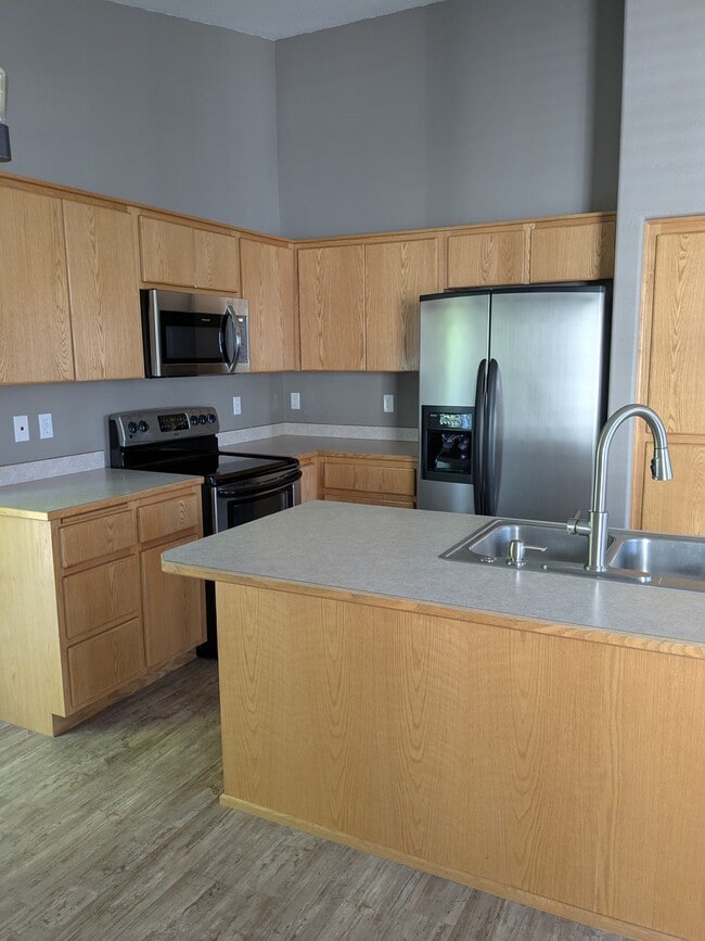 Photo - 5105 Hickory Ln