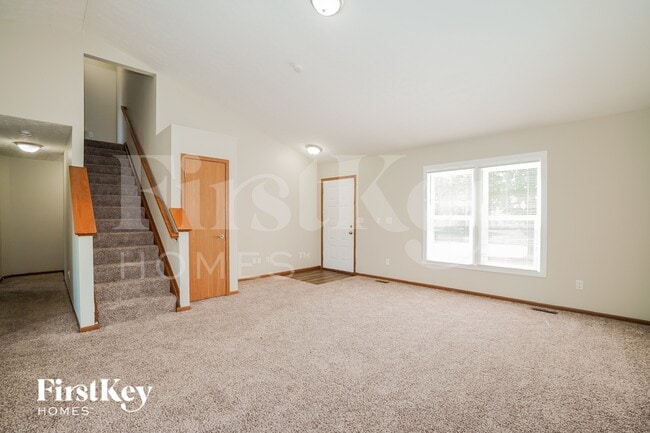 5720 Larksdale Dr