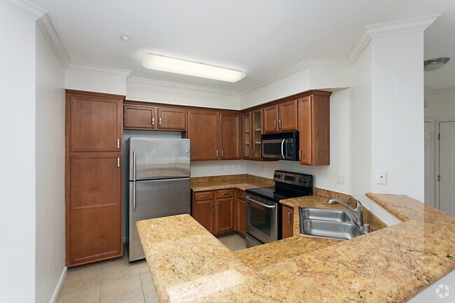 Building Photo - *** LIGHT & BRIGHT UPGRADED ONE BEDROOM, W... Unit 321 Rental