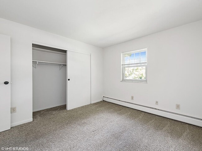 Bedroom with Big Closet